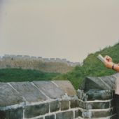 罗工柳在长城画速写