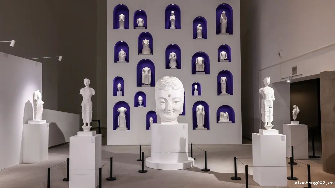 08 Exhibition View.jpg