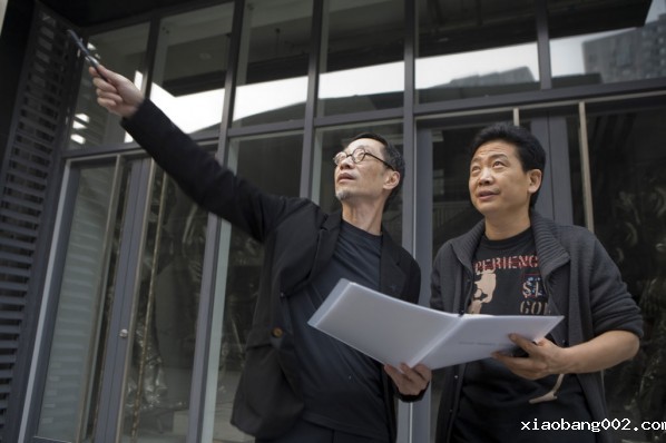 Zhang Zikang(the right one) and His-Colleague